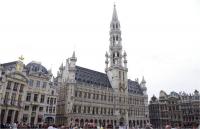Grand Place, Brussels by Thibault Magnien