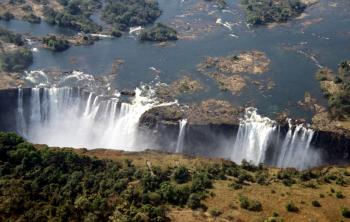 Victoria Falls by Solivagant